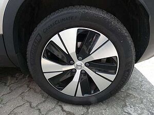 Volvo  T4 2WD Plus Bright Plug-In Hybrid (E6d) Klima