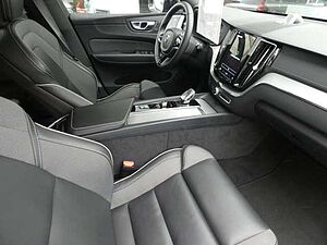 Volvo  B5 (Benzin) AWD Ultimate Dark (EURO 6d) Klima