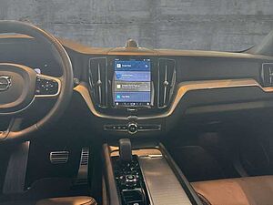 Volvo  B5 (Diesel) AWD R-Design (EURO 6d) Klima Navi