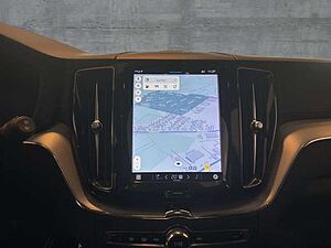 Volvo  B5 (Diesel) AWD R-Design (EURO 6d) Klima Navi