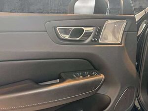 Volvo  B5 (Diesel) AWD R-Design (EURO 6d) Klima Navi