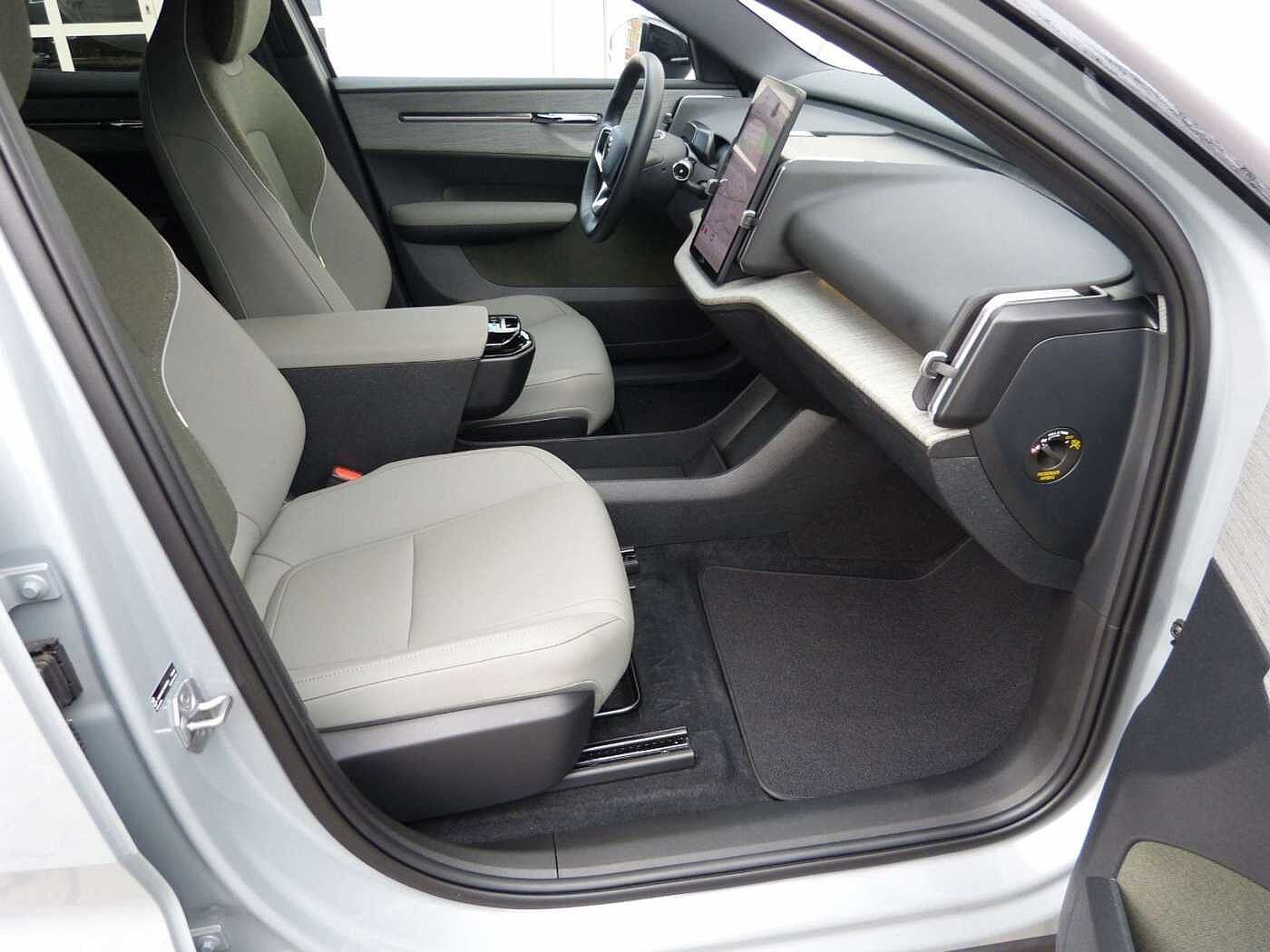 Volvo  Plus Single Motor Extended Range