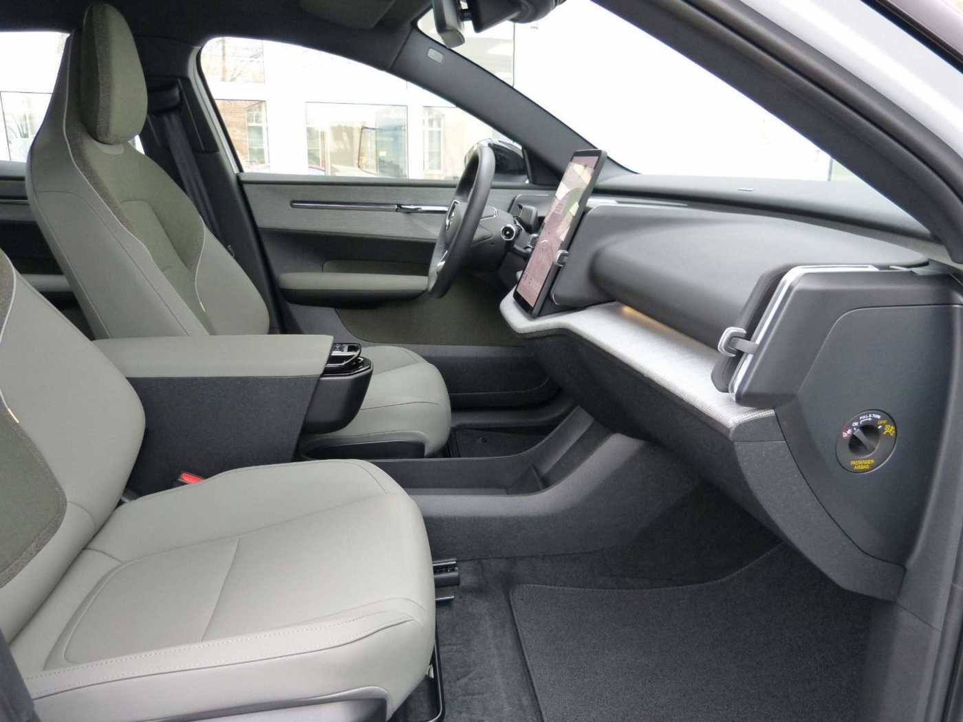 Volvo  Plus Pure Electric Winter-Paket