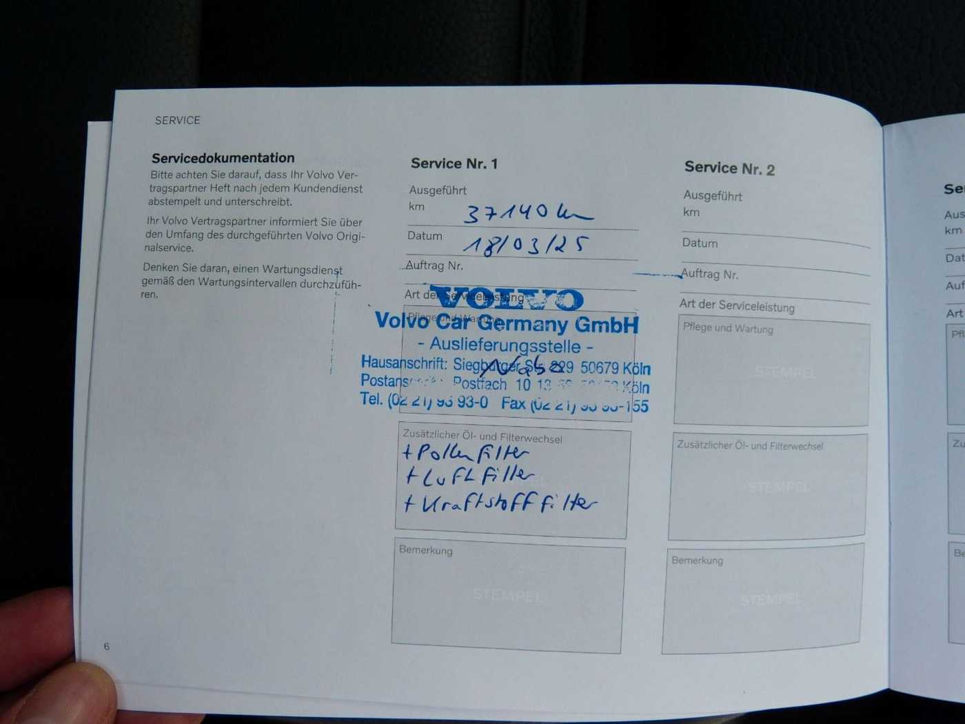 Volvo  B4 Ultimate Dark Standhzg AHK 360°ACC Alarm