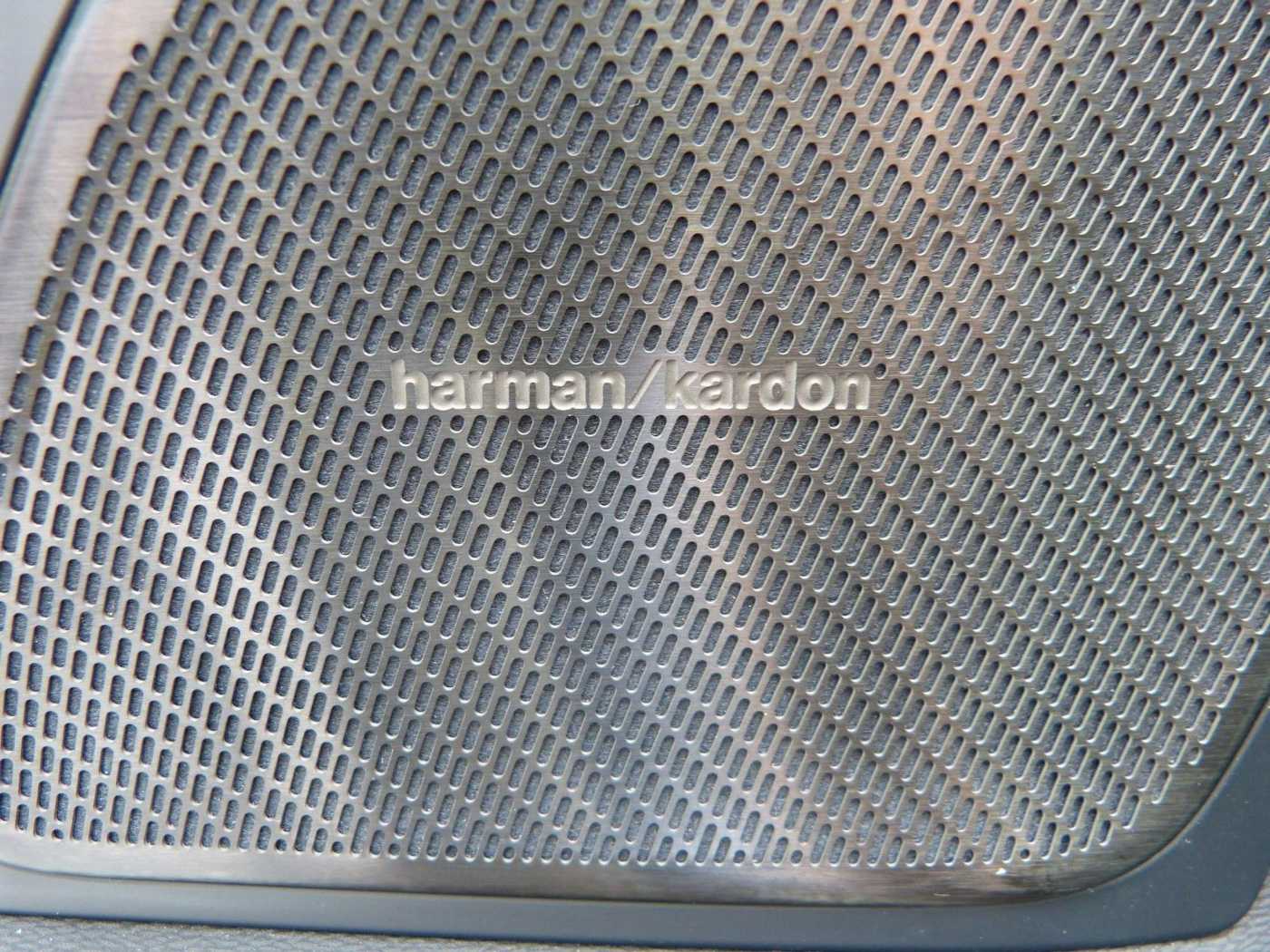 Volvo  B4 Plus Dark Auto ACC*360°