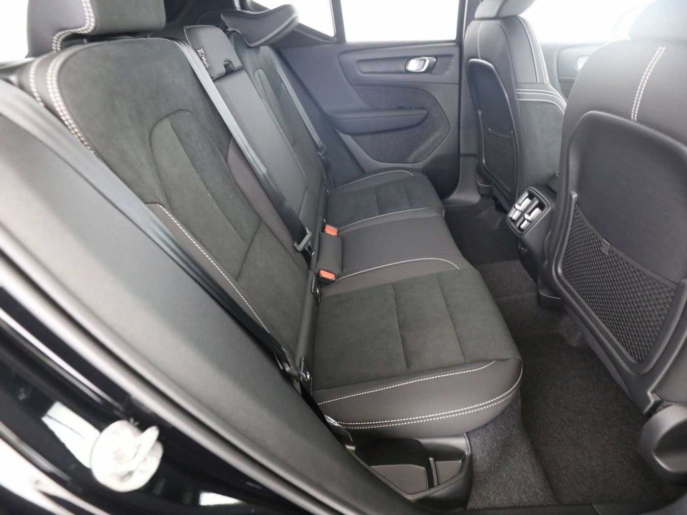 Volvo  B3 Plus Dark Automatik ACC*360°