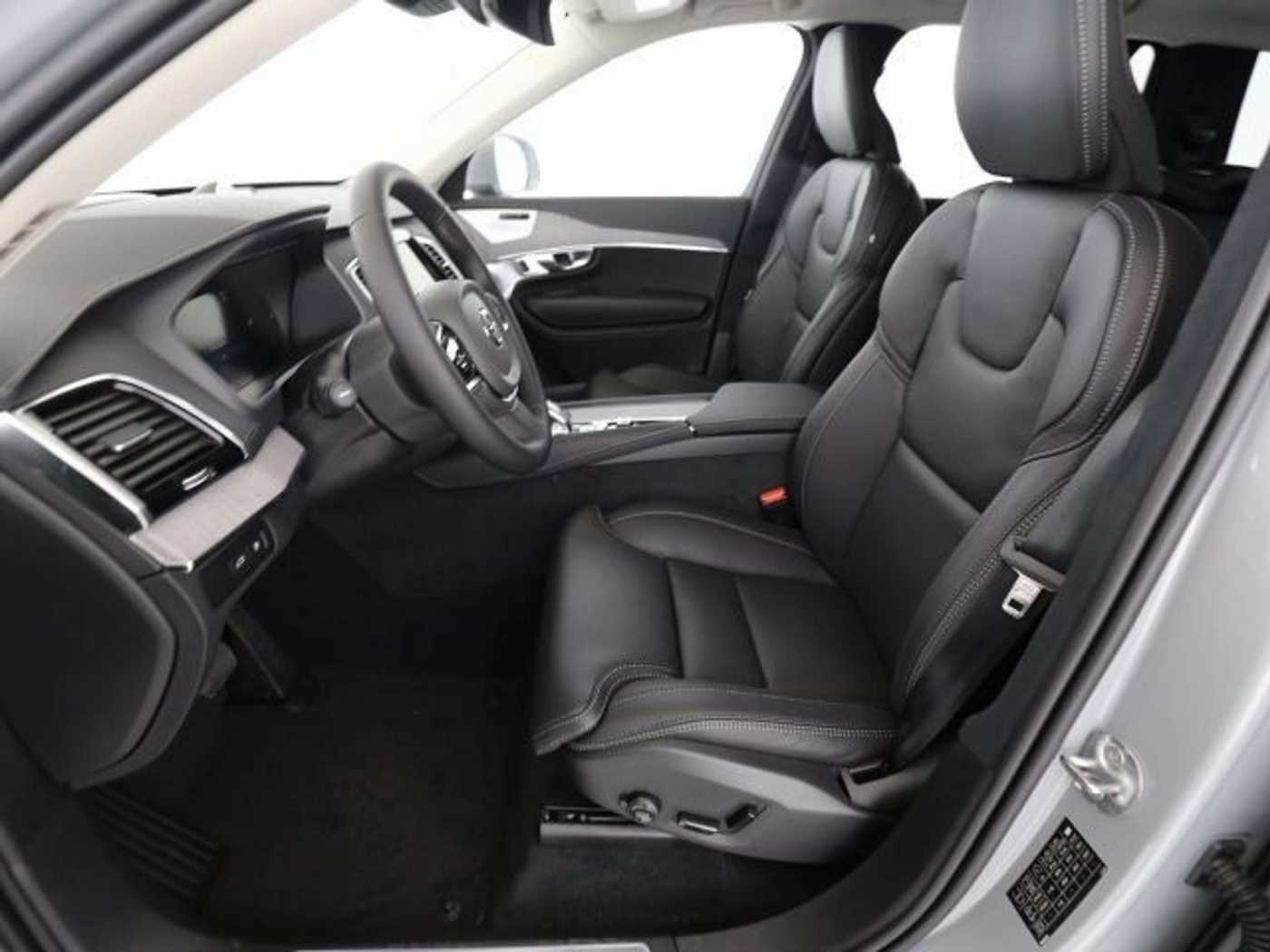 Volvo  T8 Ultra Bright Plug-In Hybrid AWD Massage