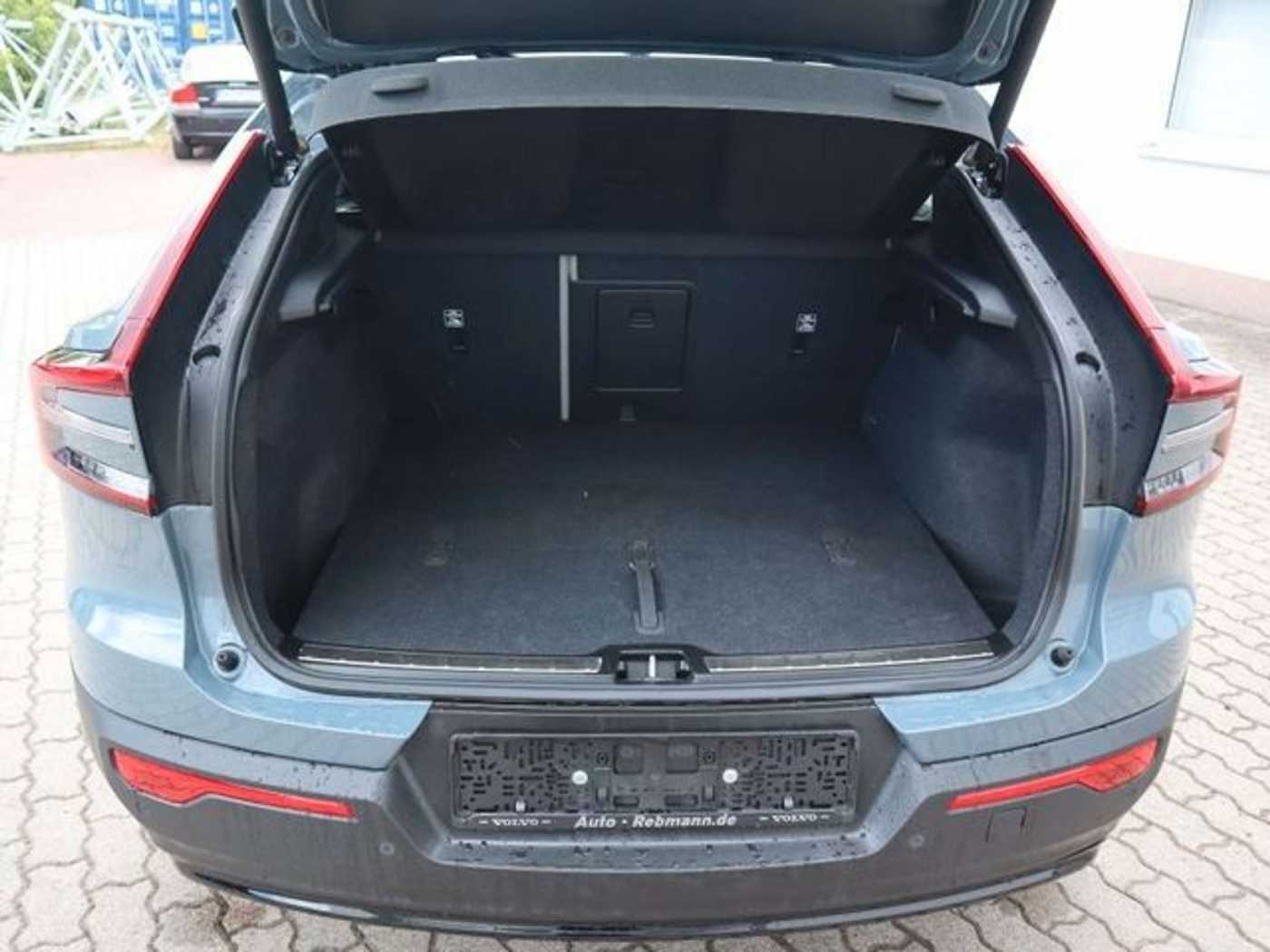 Volvo  Twin Ultimate Pure Electric AWD 360°