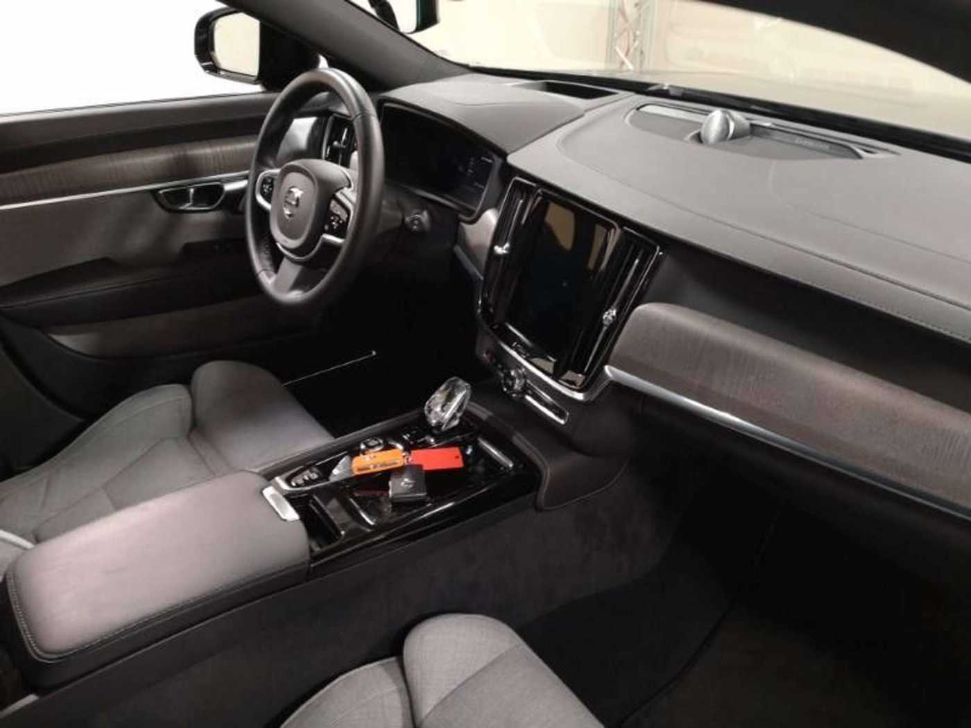 Volvo  T8 Ultimate Dark Plug-In SD*Head-Up*360°