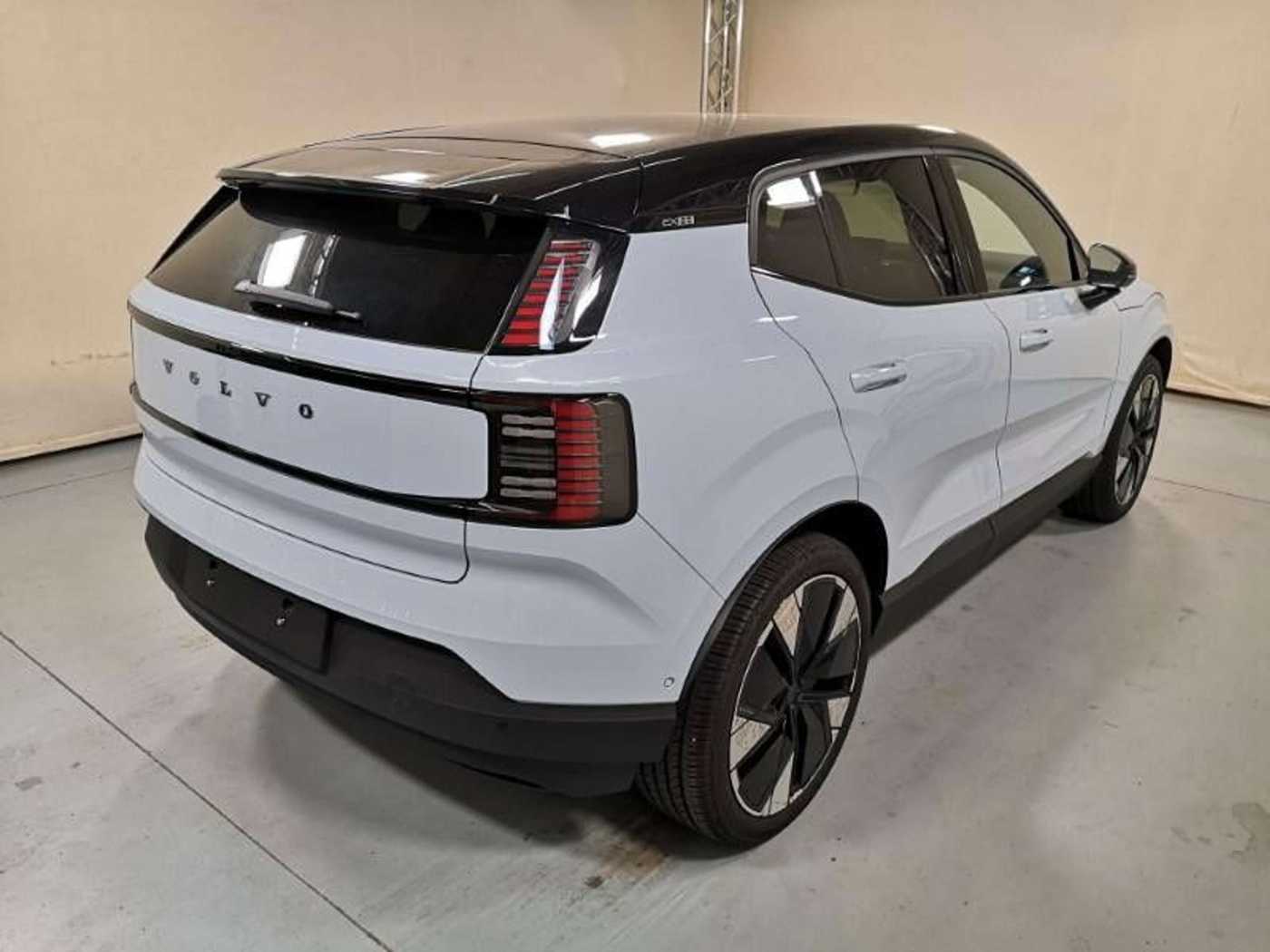Volvo  Twin Ultra AWD Performance Pure Electric