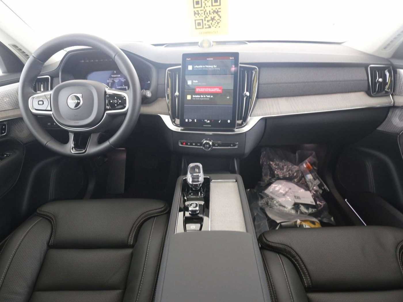 Volvo  T8 Ultra Dark Plug-In Hybrid AWD Facelift