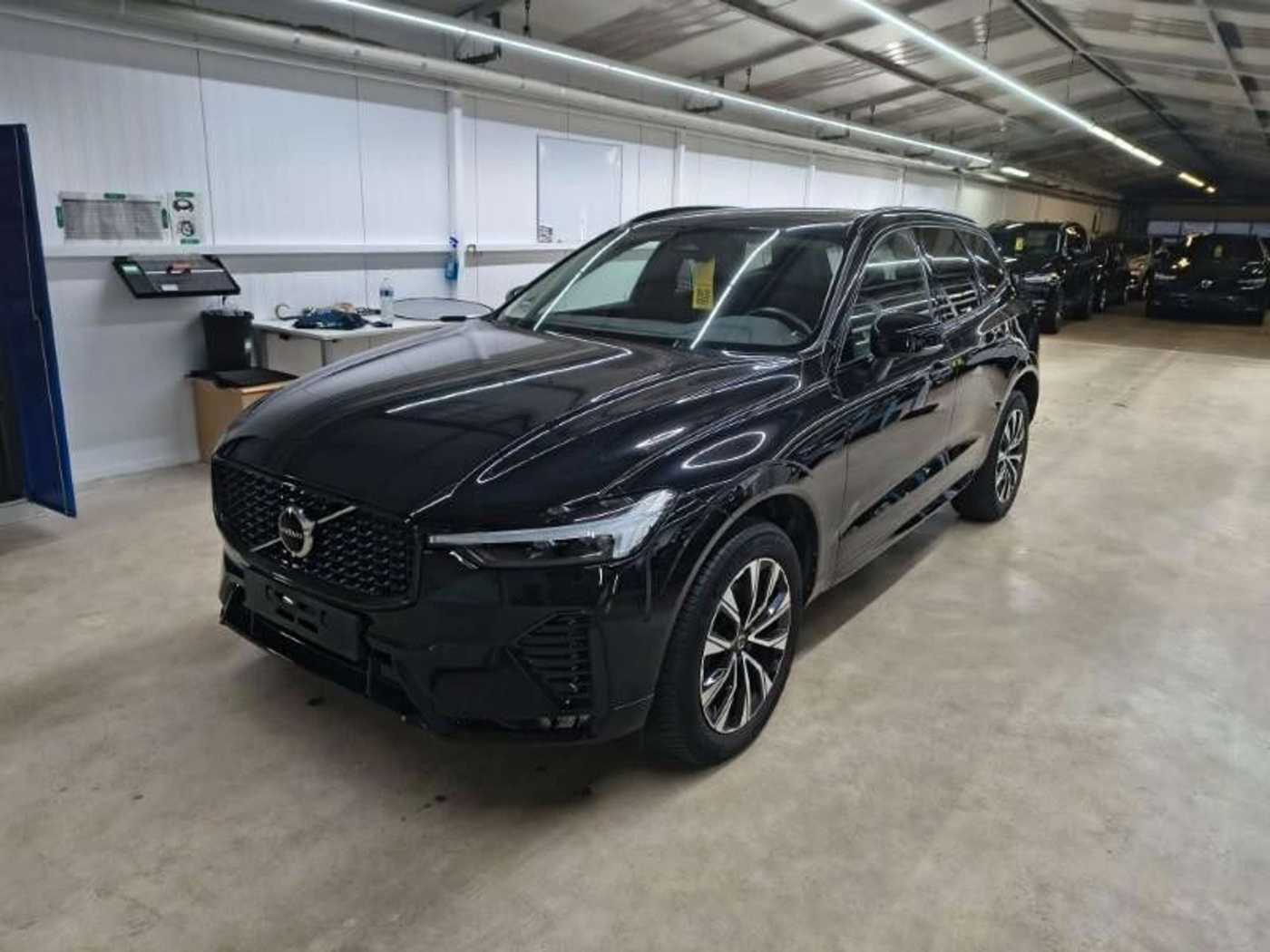 Volvo  B4 Plus Dark AWD StdHz*ACC