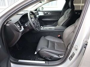 Volvo  V60 B4 Cross Country Ultimate AWD Massage Sthzg