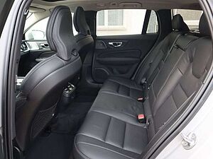 Volvo  V60 B4 Cross Country Ultimate AWD Massage Sthzg