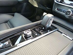 Volvo  V90 B4 Cross Country  Plus AWD Standhzg 360°