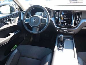 Volvo  B4 Momentum Pro Automatik Blis