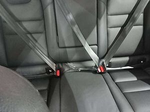 Volvo  B4 Core AHK ACC Standhzg Licht-Pkt