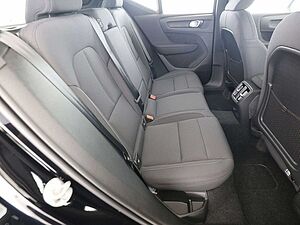 Volvo  Single Motor RWD Plus Dark ACC*Blis