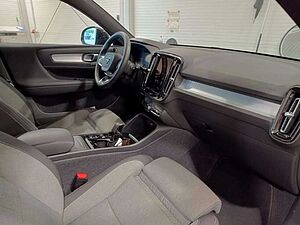Volvo  B3 Plus Dark 19'  Frontscheibenheizung ACC