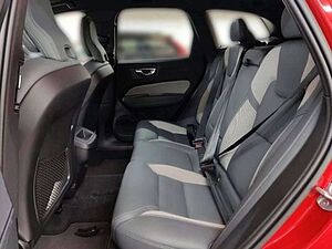 Volvo  B4 R Design AWD Standhzg ACC H&K