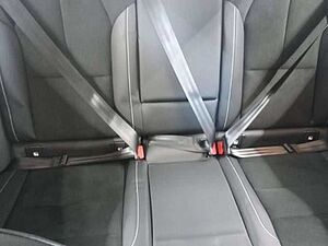 Volvo  B4 R Design Automatik ACC*