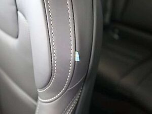 Volvo  B4 Ultra Dark B&W Massage 19' ACC AHK