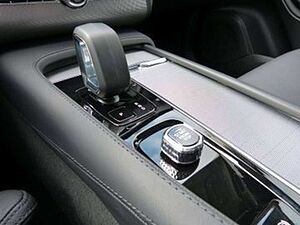 Volvo  B5 Plus Bright AWD Standhzg 360°AHK
