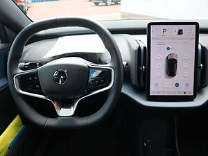 Volvo  Ultra AWD Performance Pure Electric