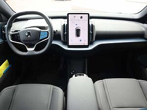 Volvo  Ultra AWD Performance Pure Electric