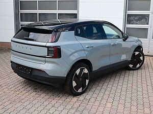 Volvo  Ultra AWD Performance Pure Electric