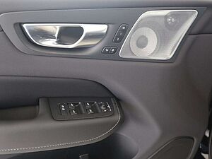 Volvo  T6 UltraAWD Black Edition Plug-in SD*LuftFw