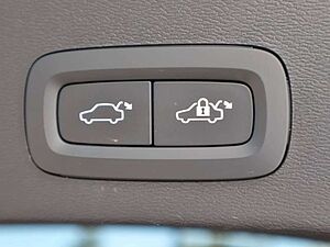 Volvo  Ultimate Recharge Pure Electric AWD AHK