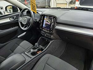 Volvo  T3 Momentum Pro Automatik ACC*Blis