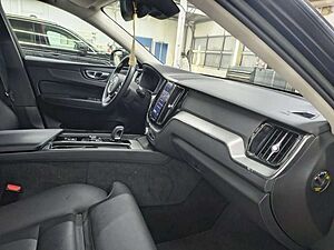 Volvo  B4 Plus Dark AWD StdHz*ACC