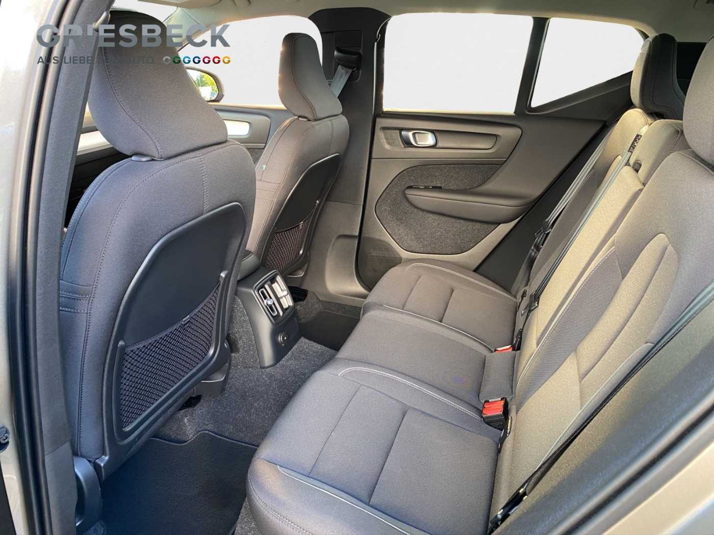 Volvo  XC 40