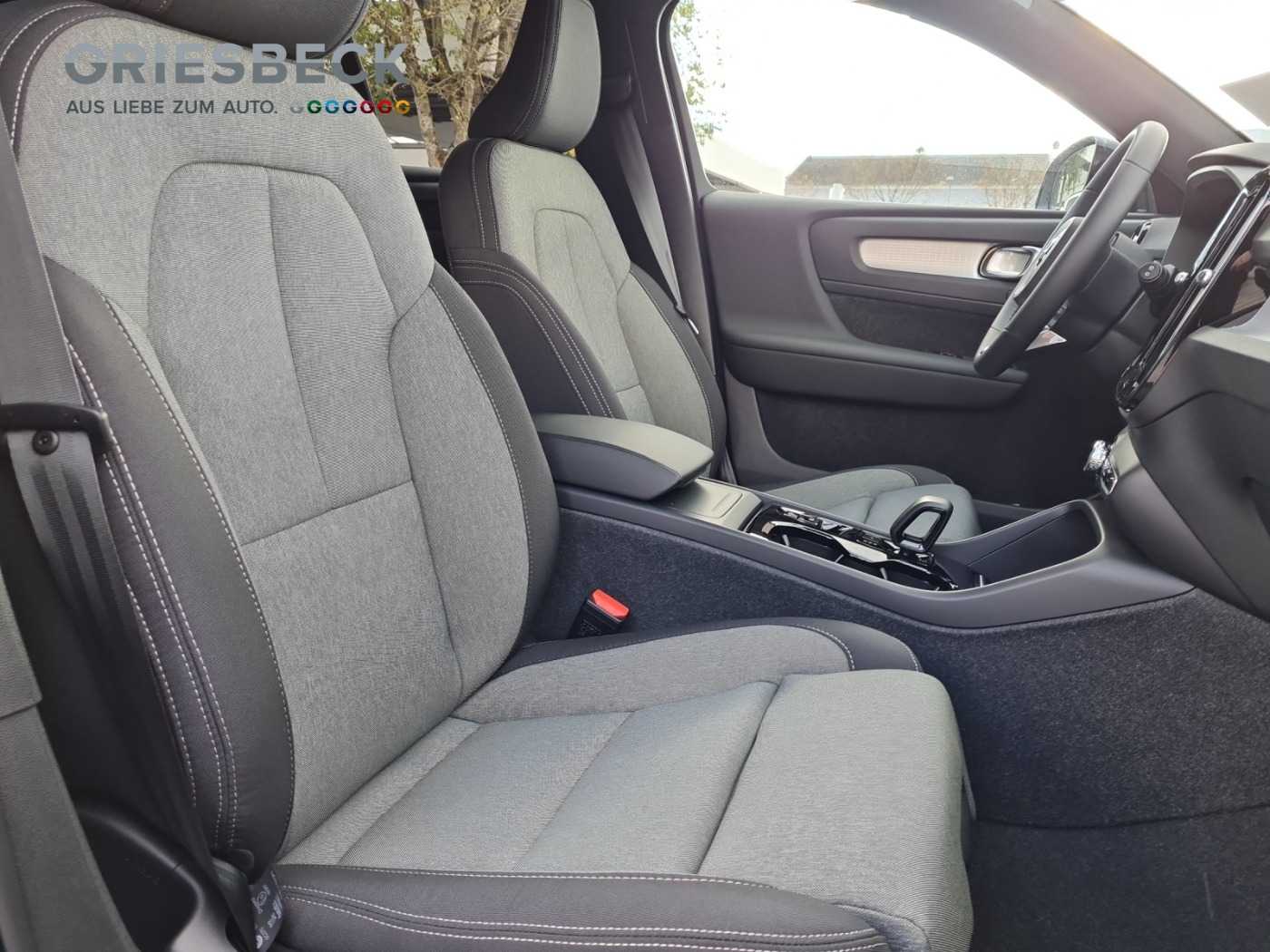 Volvo  XC 40