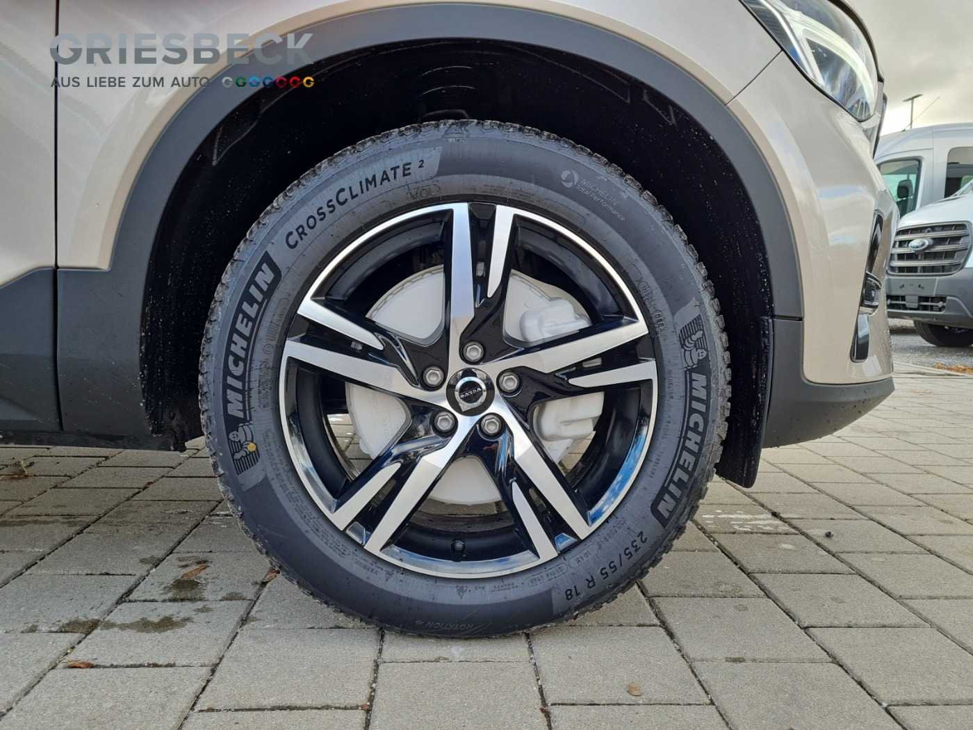 Volvo  XC 40
