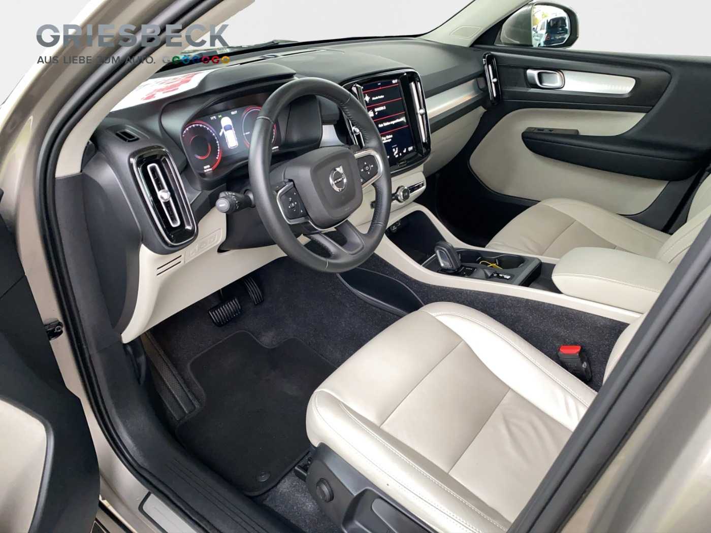 Volvo  XC 40