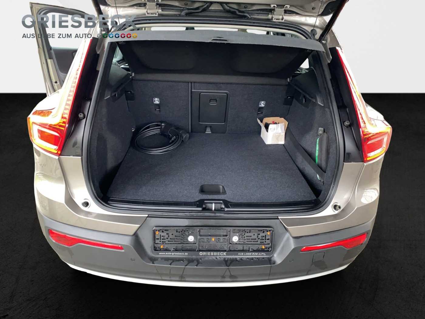 Volvo  XC 40