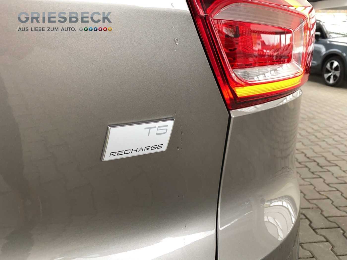 Volvo  XC 40