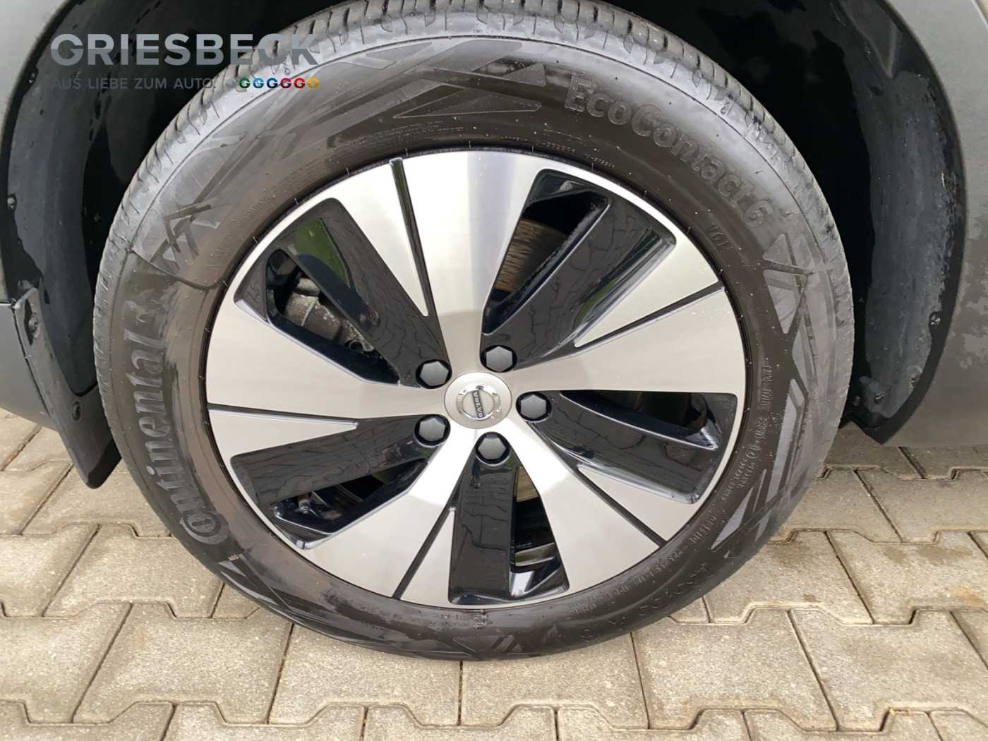 Volvo  XC 40