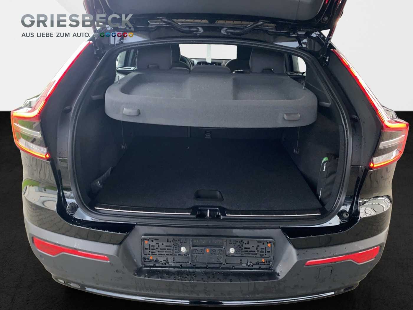 Volvo  Core Recharge Pure Electric