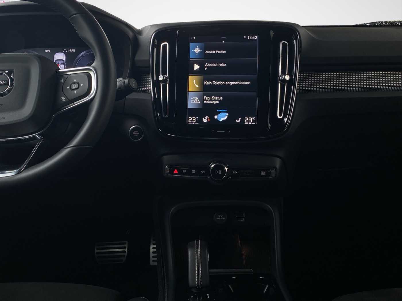 Volvo  XC 40