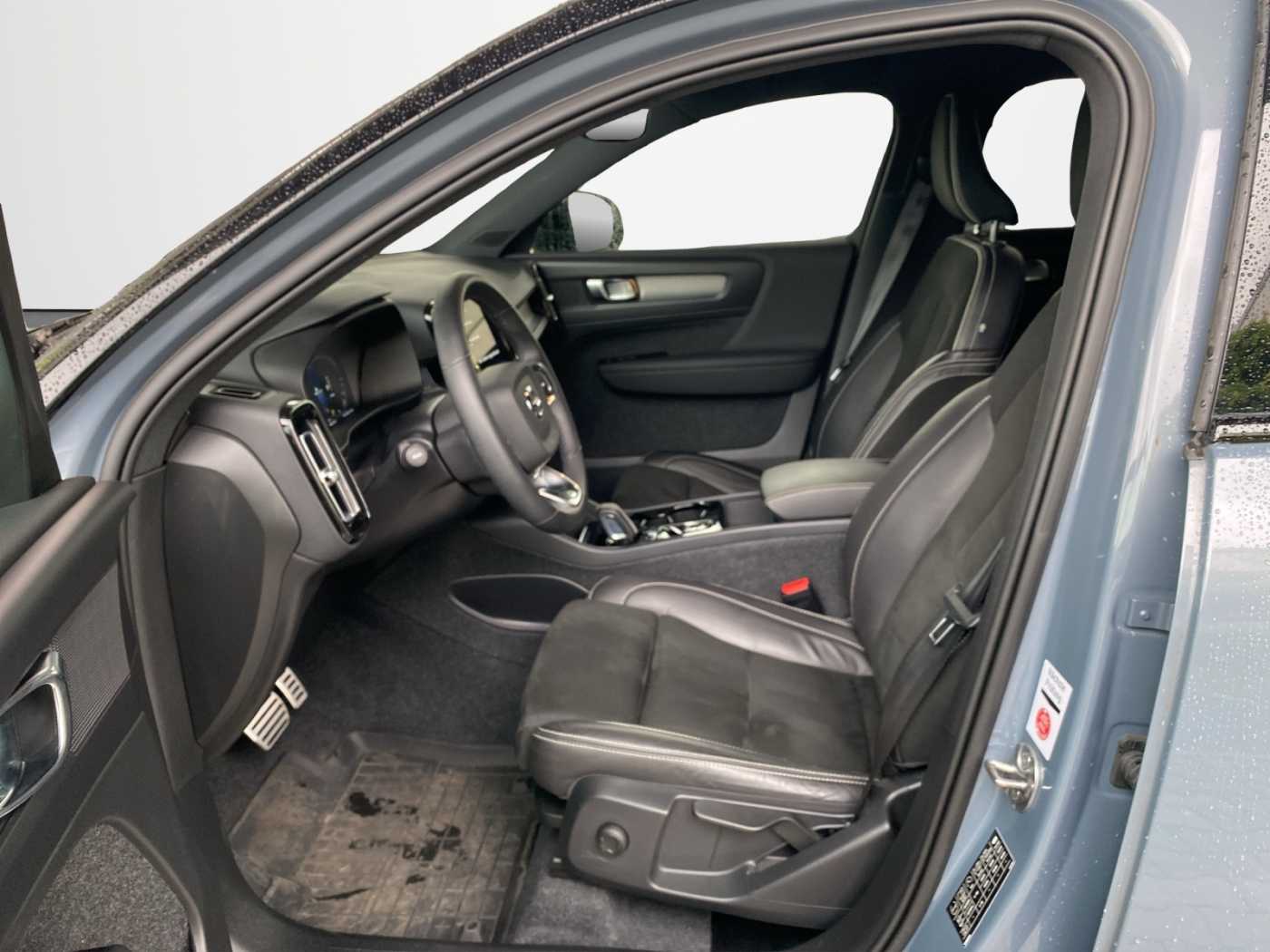 Volvo  XC 40