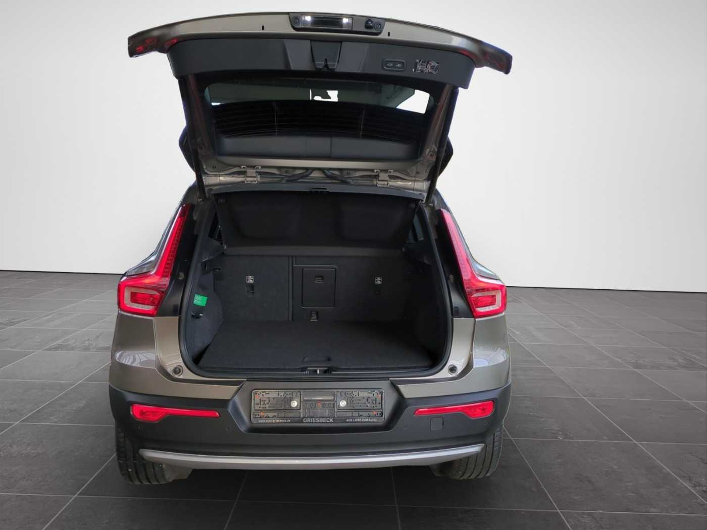 Volvo  XC 40