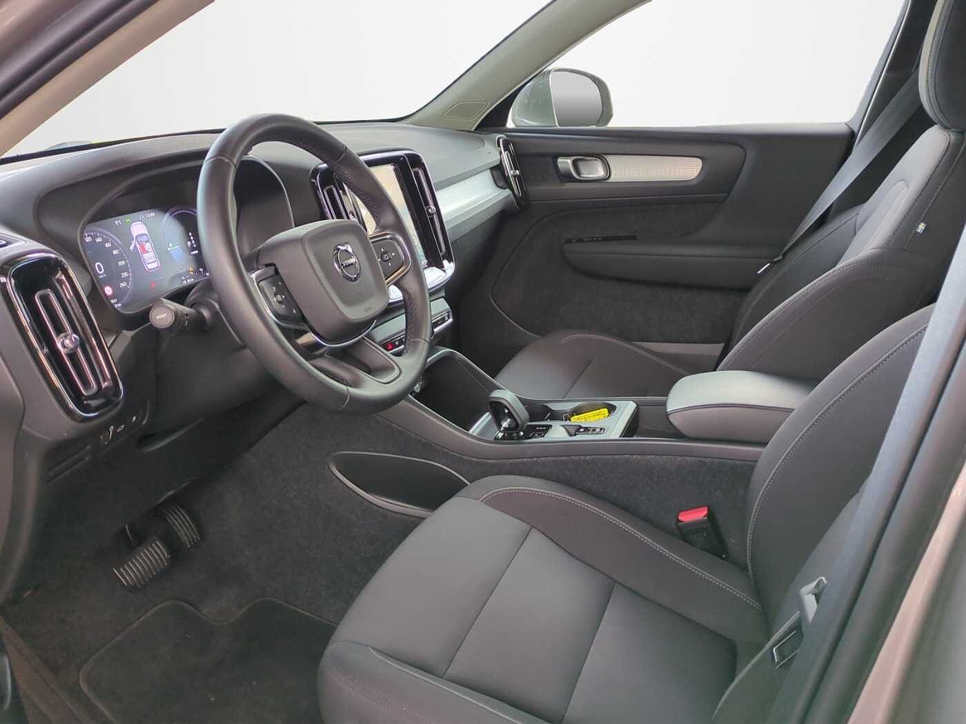 Volvo  XC 40