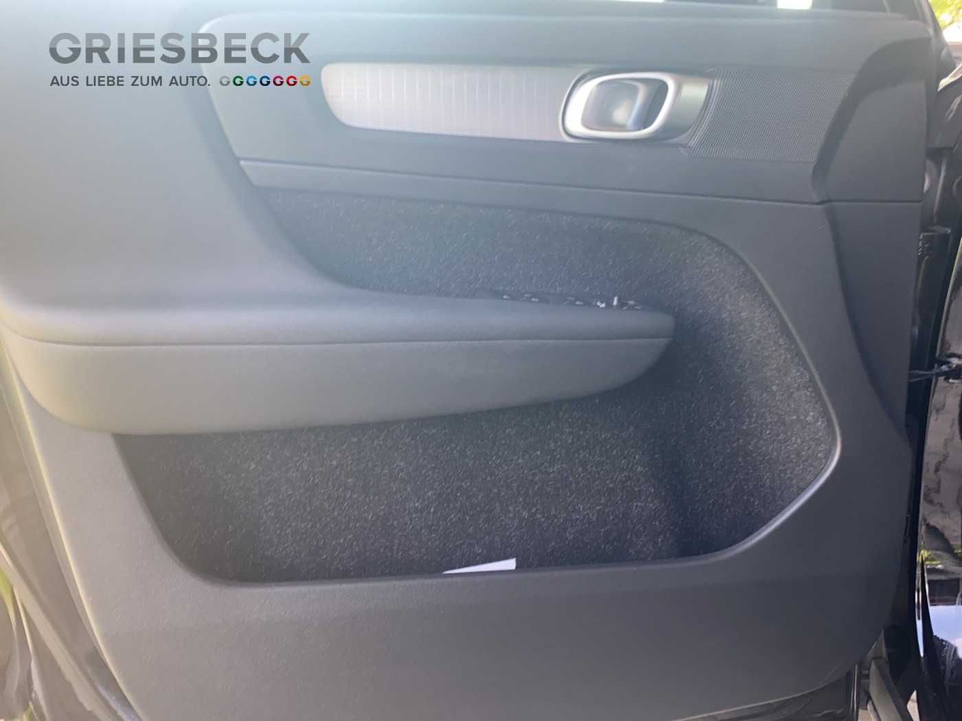 Volvo  XC 40