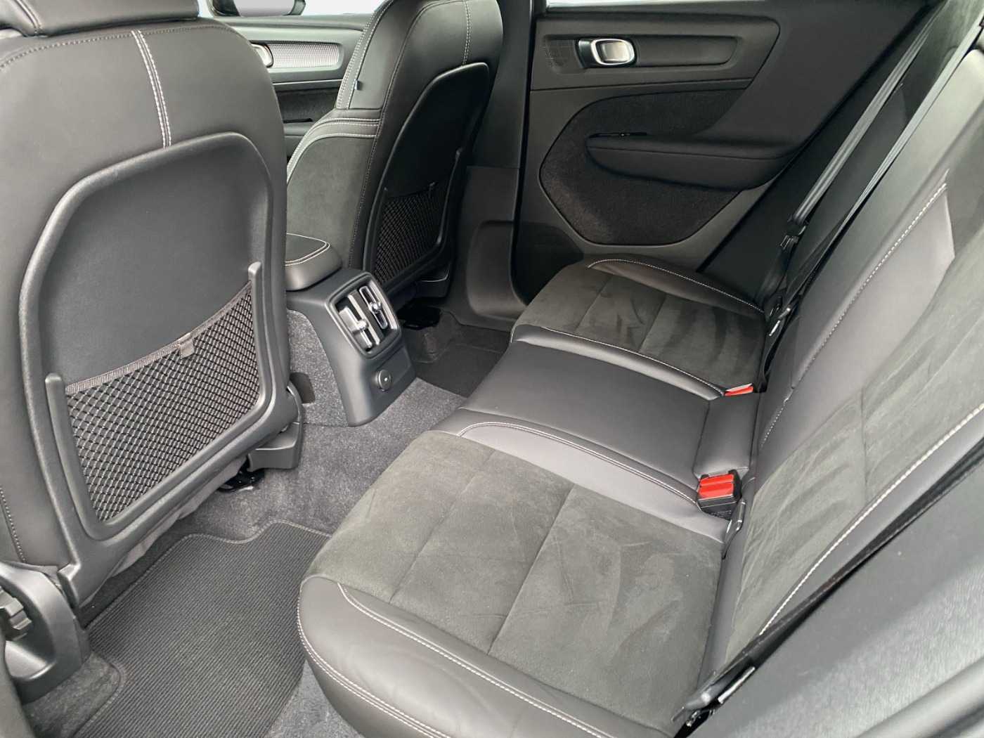 Volvo  XC 40