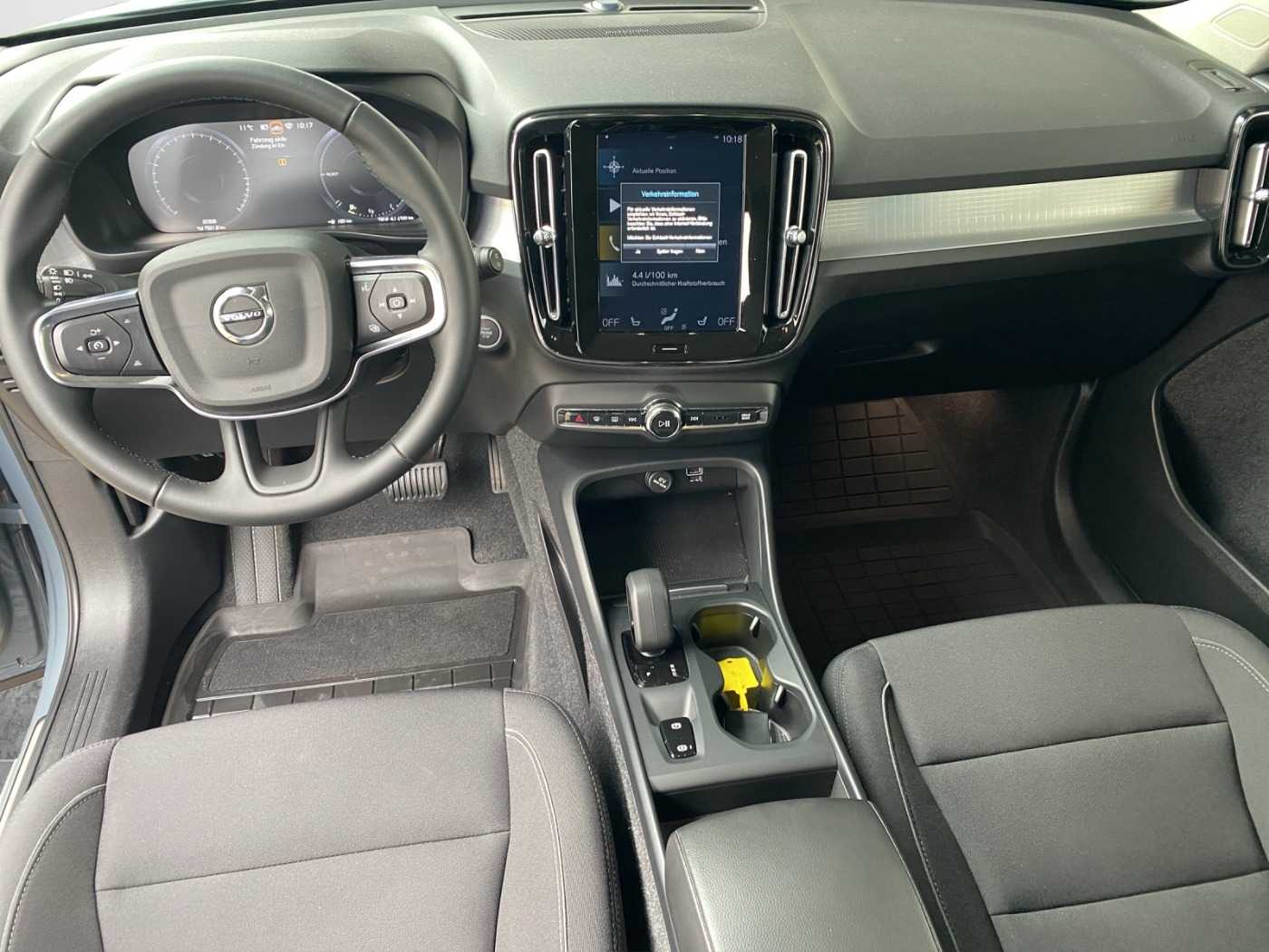 Volvo  XC 40