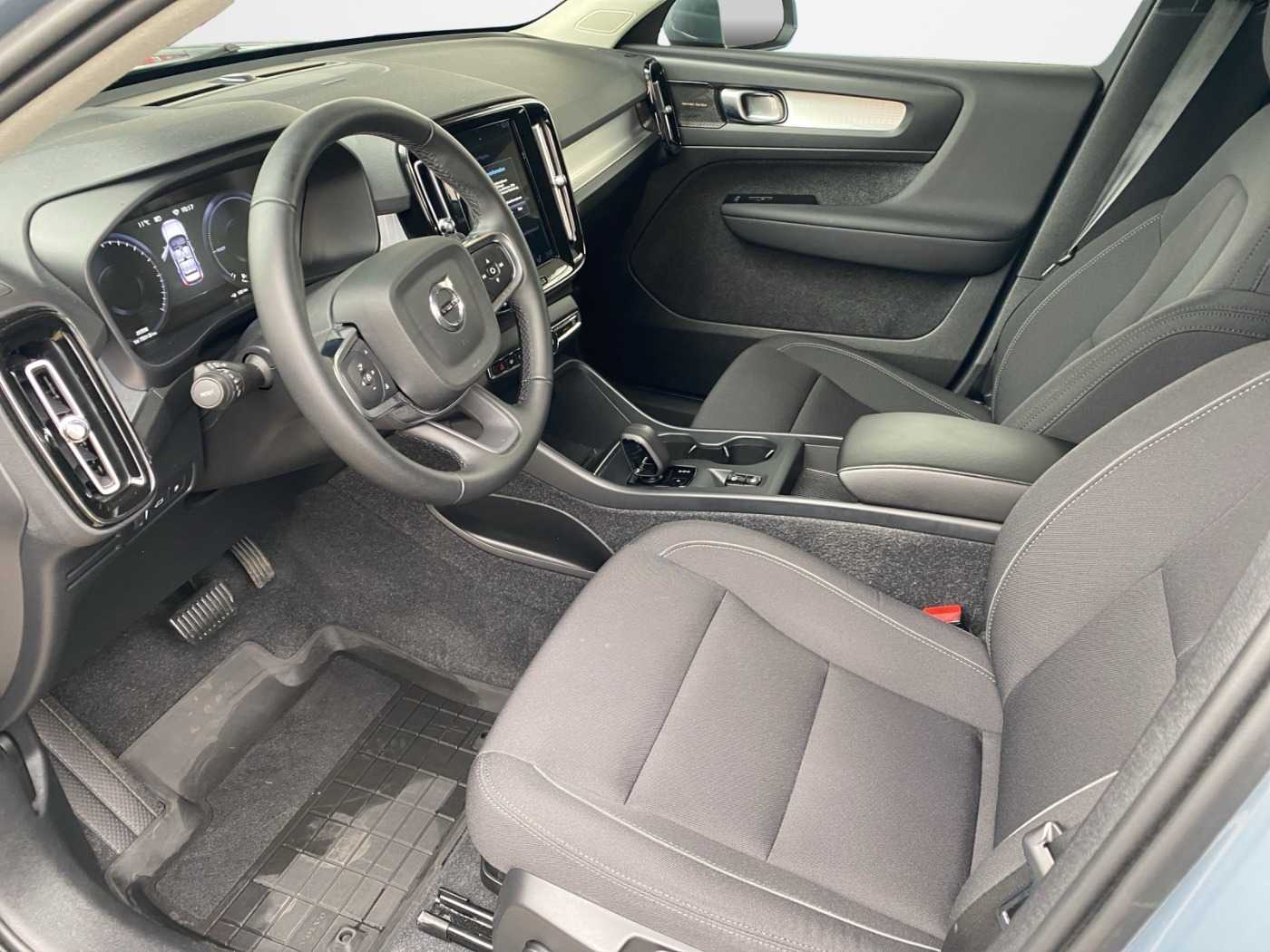 Volvo  XC 40